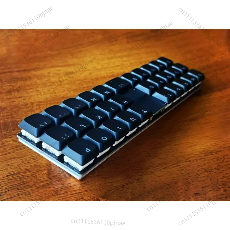 Tastiera P31n/P30a a Basso Pro - Gaming Keyboard Mini Mechanical recensione e prezzo